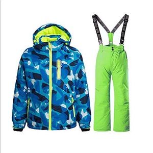 Skiing bib and jacket.